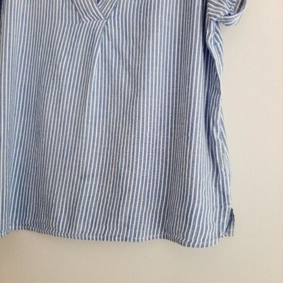 GAP Popover Short Sleeve V-Neck Blouse Blue & White Stripes Sz S - Picture 6 of 13
